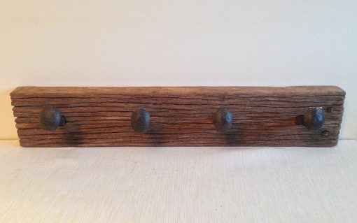 Keruing wood rustic coat rack with railway spike hangers - Image 3