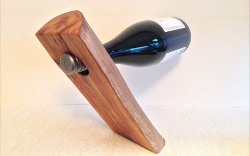 Self-balancing oak half log wine holder - Image 4
