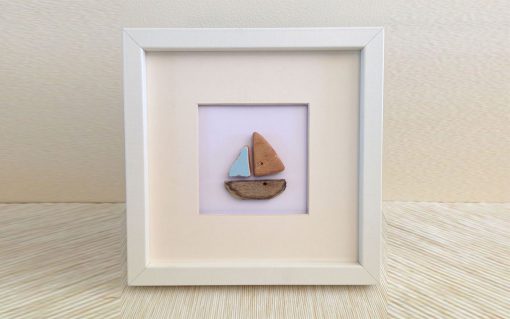 Beach/boat scene 8" square photo frame - Image 2