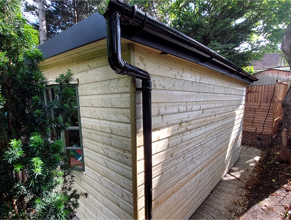 Custom sized timber shed