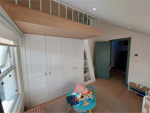 Bedroom Wardrobe & Loft Bed