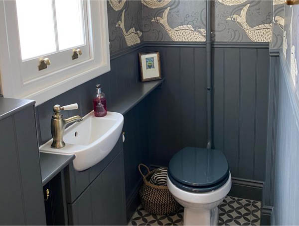 Toilet units & panelling